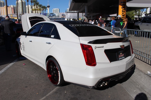 2015 cadillaccts v rear